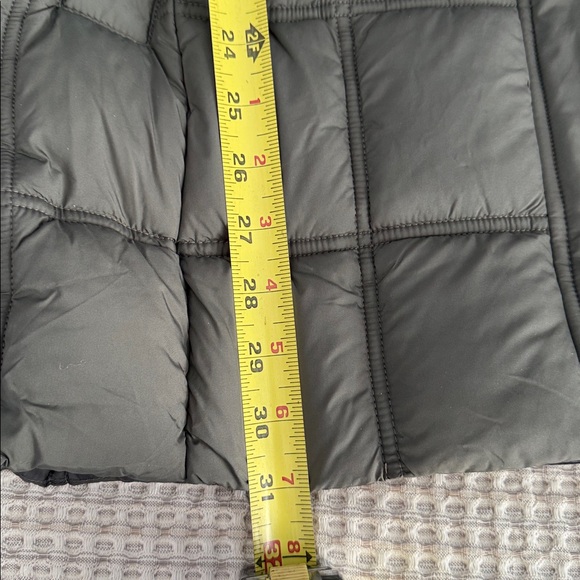 Bernardo Charcoal Puffer Vest - Picture 5 of 7